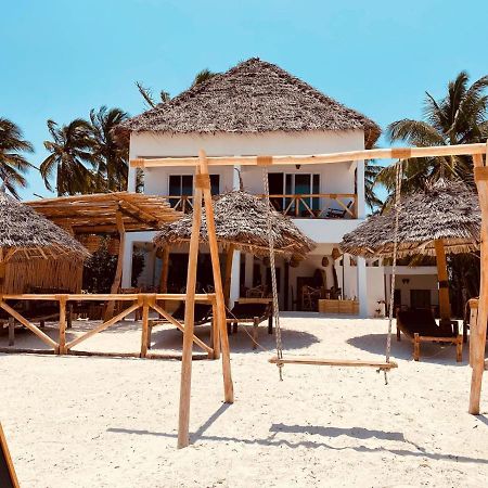 בווג'ו Helwas Zanzibar Beach Hotel מראה חיצוני תמונה