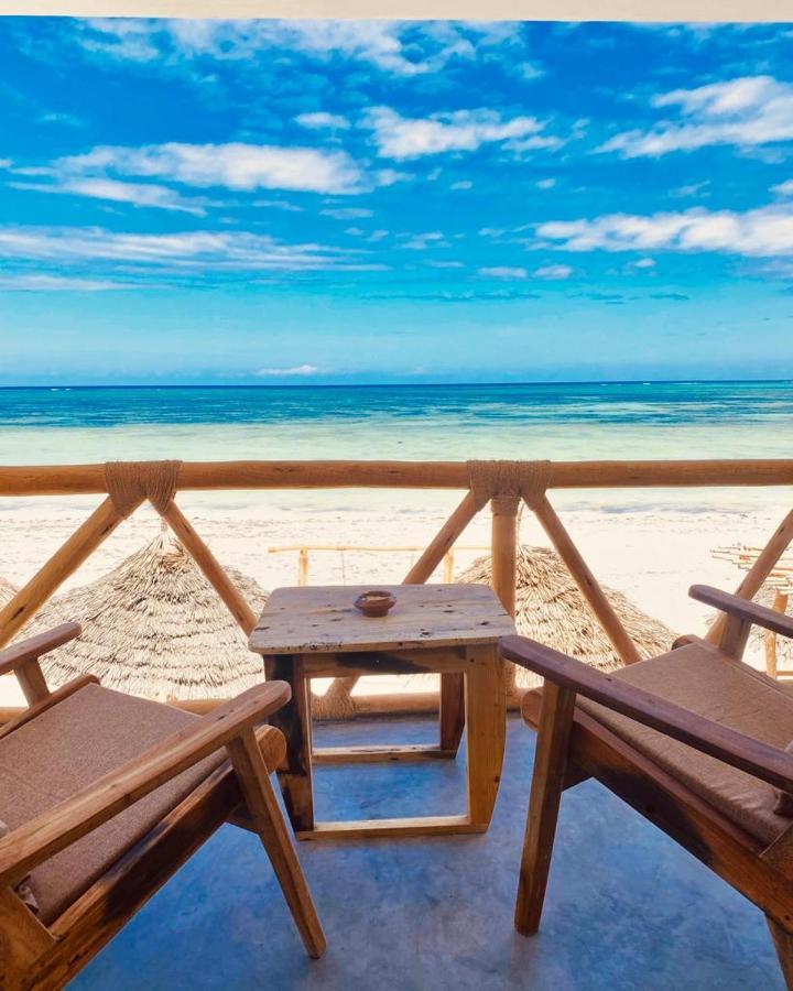 בווג'ו Helwas Zanzibar Beach Hotel מראה חיצוני תמונה