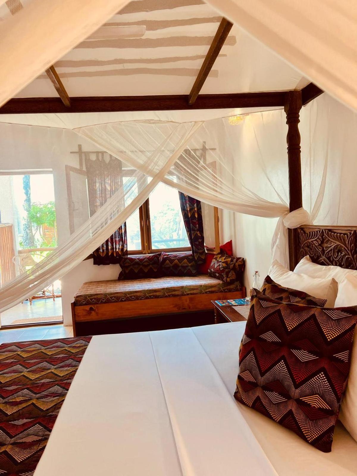 בווג'ו Helwas Zanzibar Beach Hotel מראה חיצוני תמונה