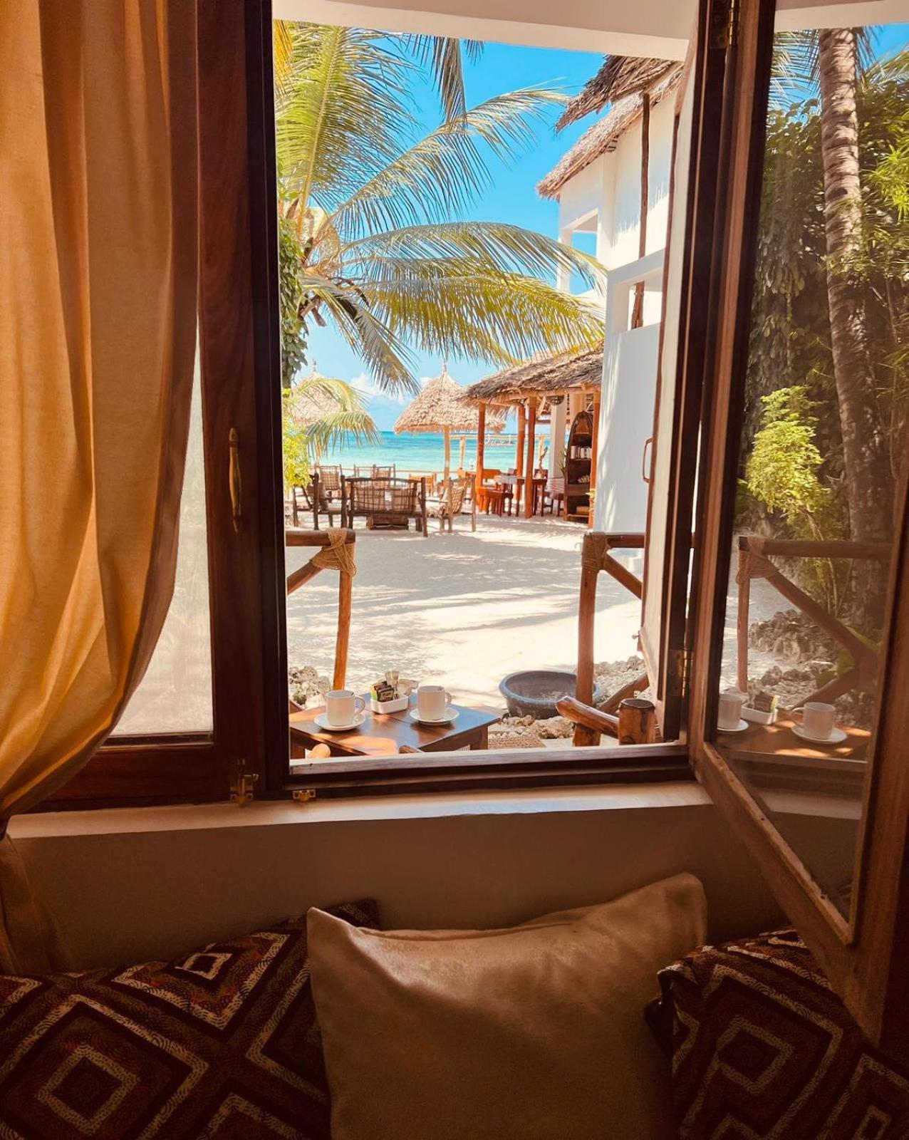 בווג'ו Helwas Zanzibar Beach Hotel מראה חיצוני תמונה
